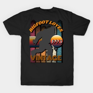 Bigfoot Loves Vintage 1993 T-Shirt